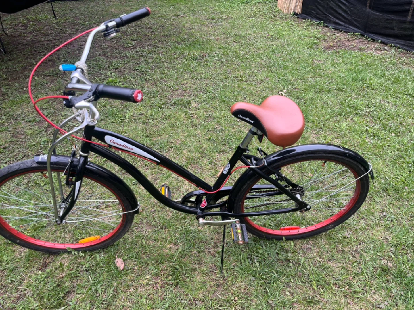Canadiana Cruiser Bicycle - photo 3