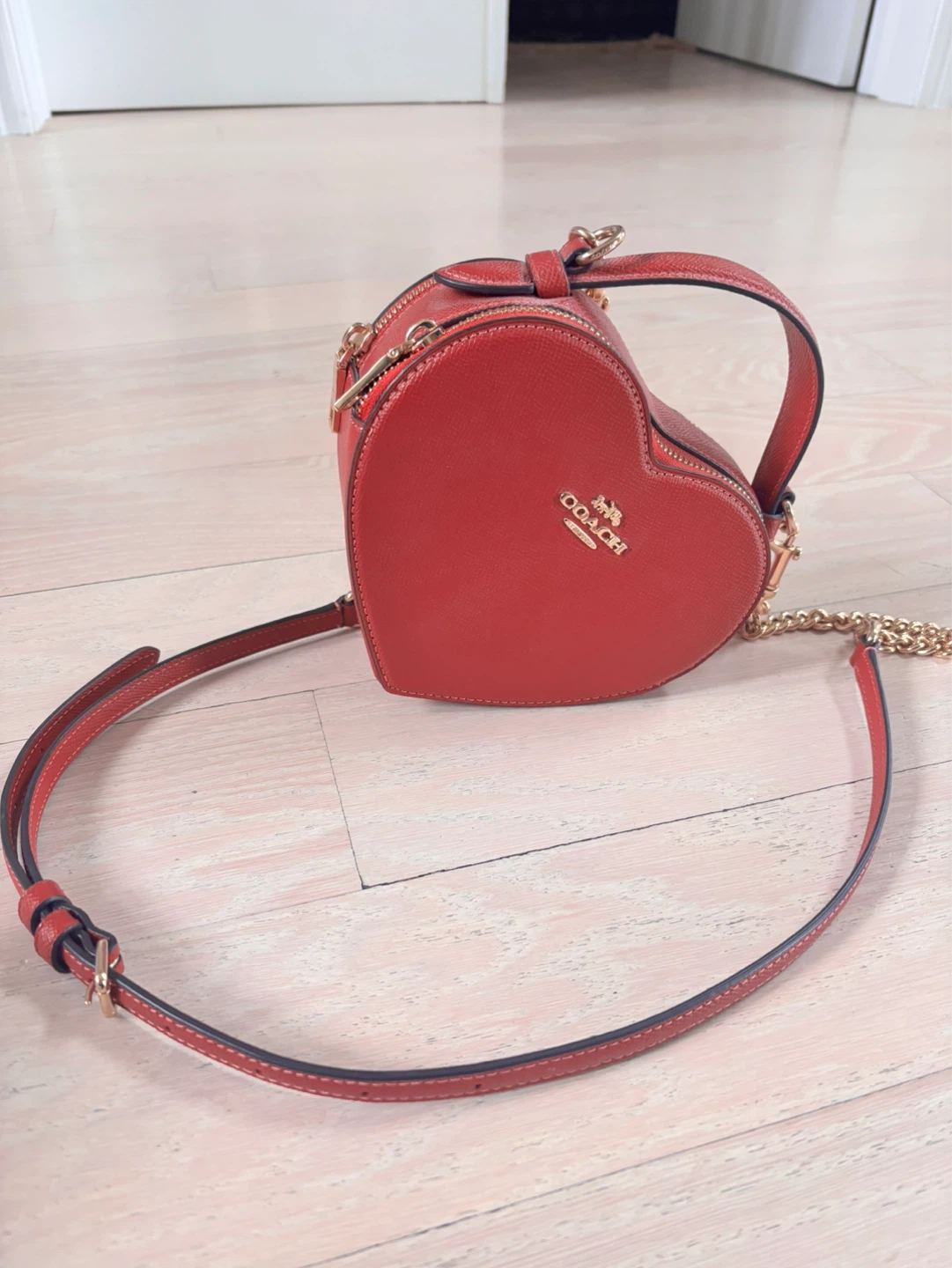 Original Coach New York Heart Purse - photo 3