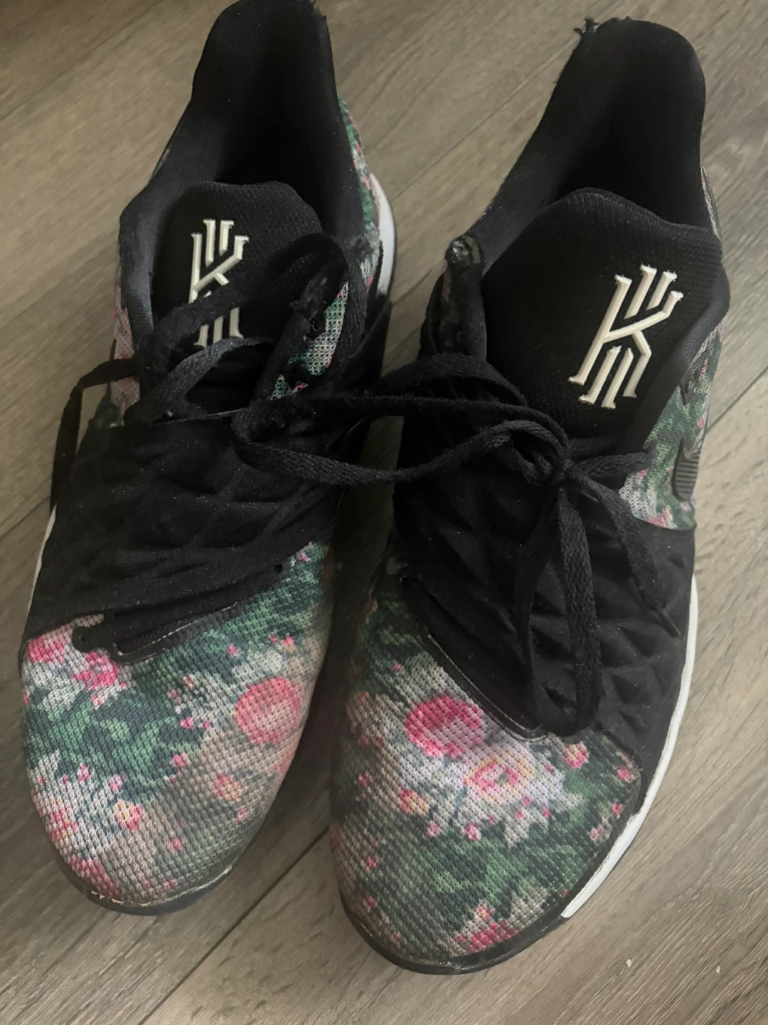 Nike Kyrie Low 'Floral' - photo 3