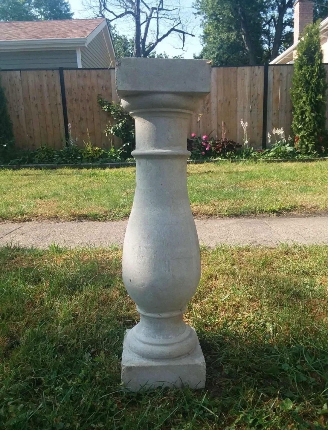 Concrete Pedestal Stand - photo 3