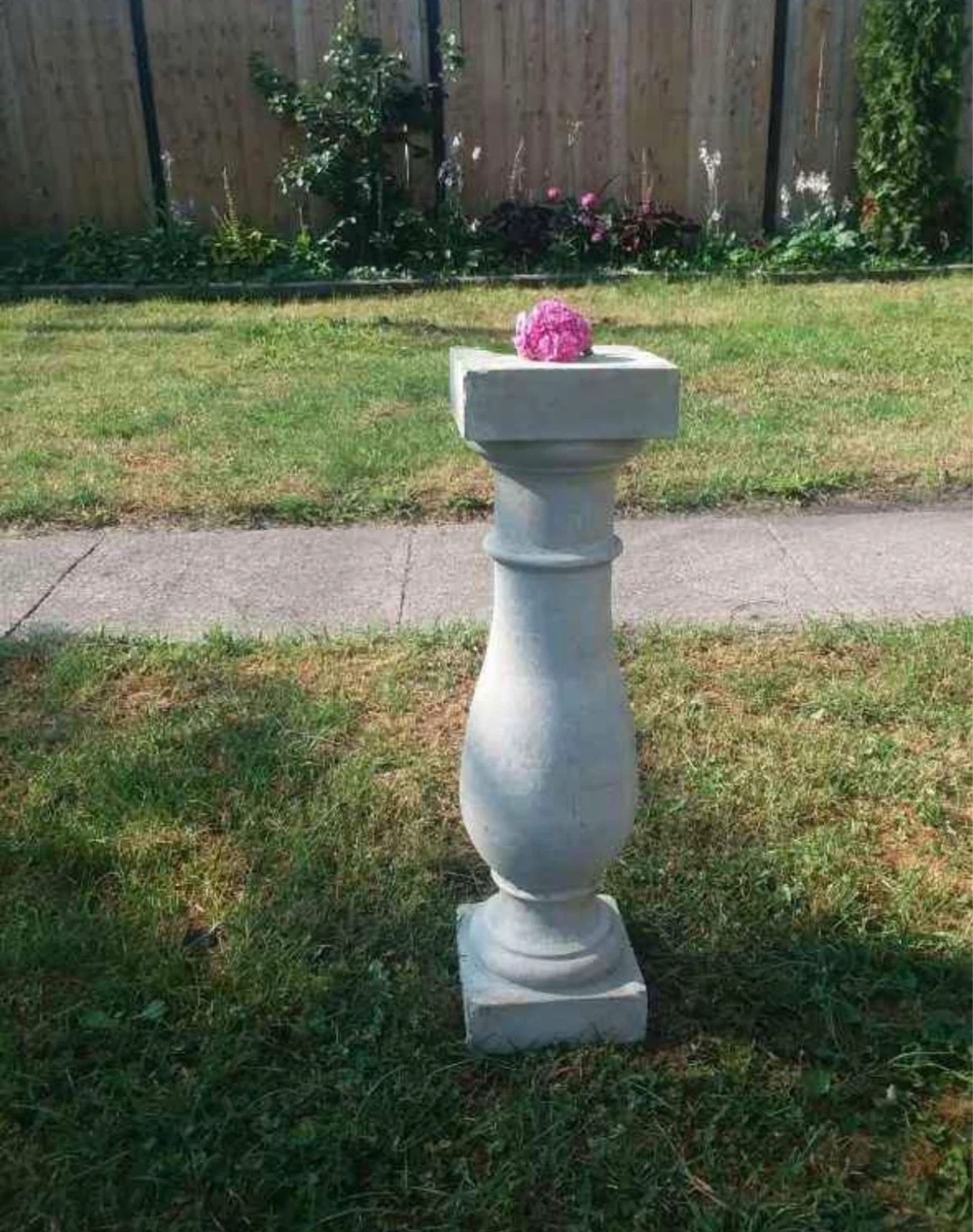 Concrete Pedestal Stand - photo 2