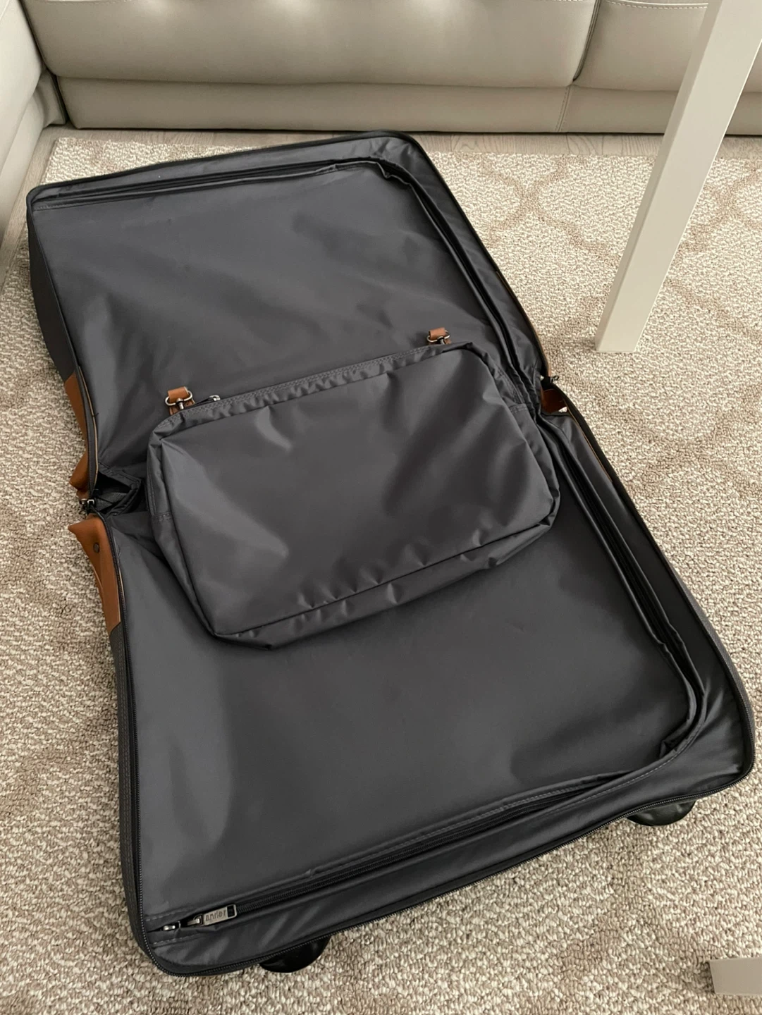 Antler Grey & Tan Suit Carrier Garment Bag Luggage 🌱 - photo 3