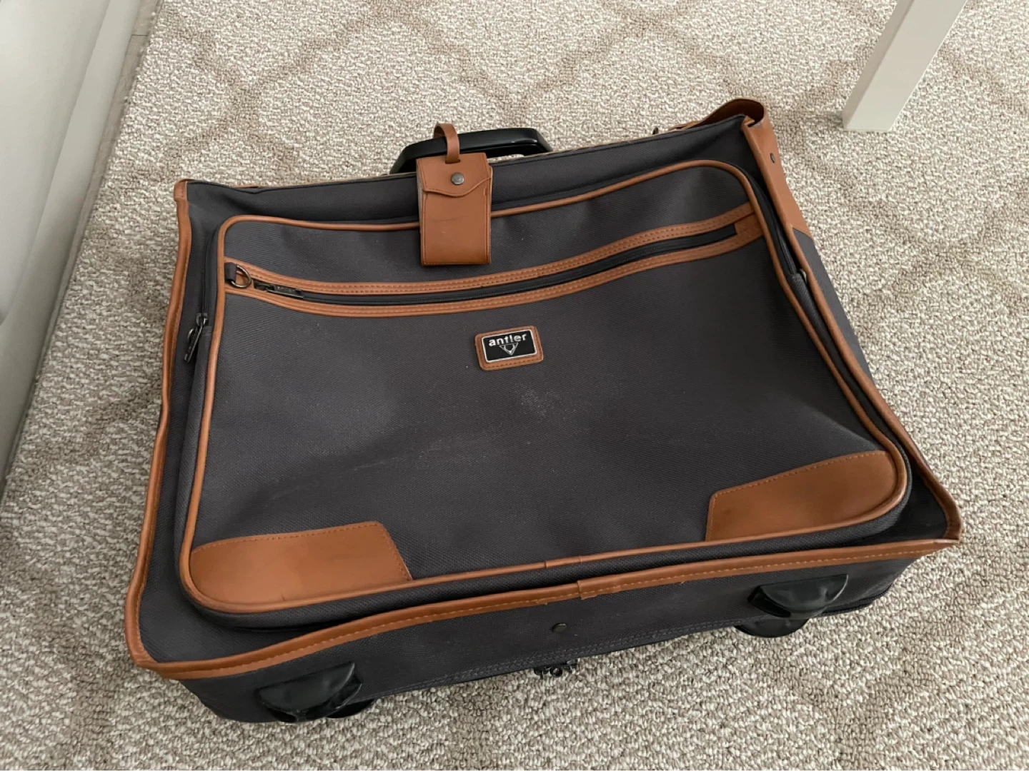 Antler Grey & Tan Suit Carrier Garment Bag Luggage 🌱