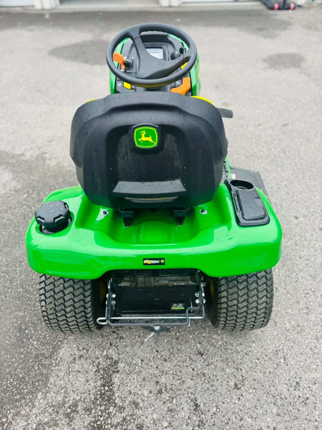John Deere X350 Riding Lawn Mower - photo 3