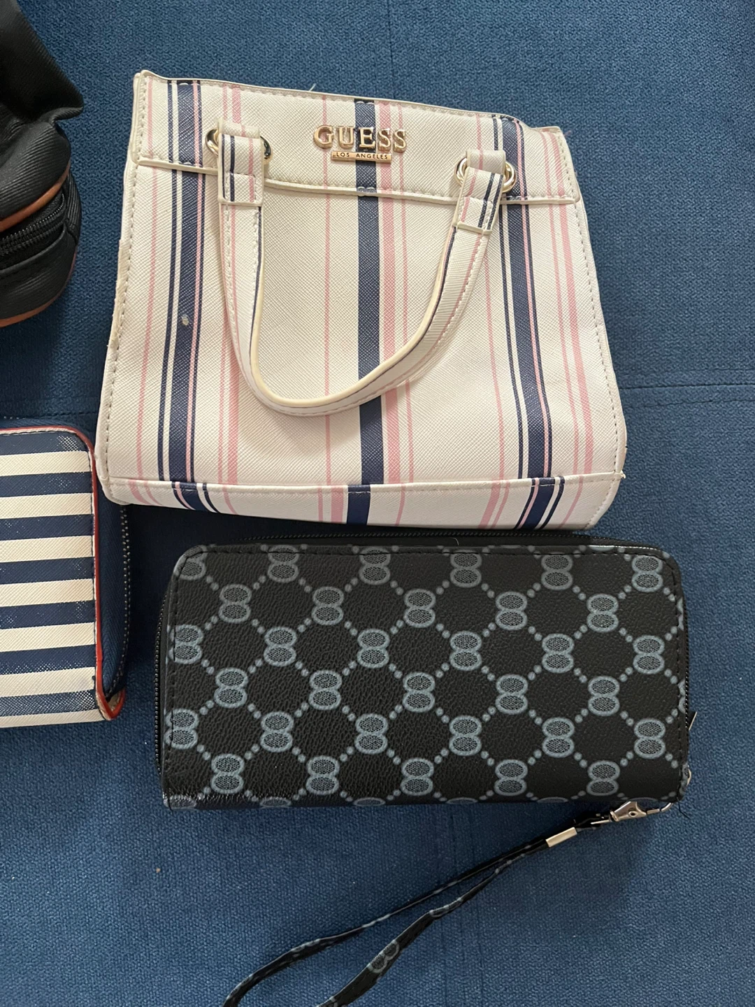 All  5 bags included Cross body purse backpack purse etc - photo 2