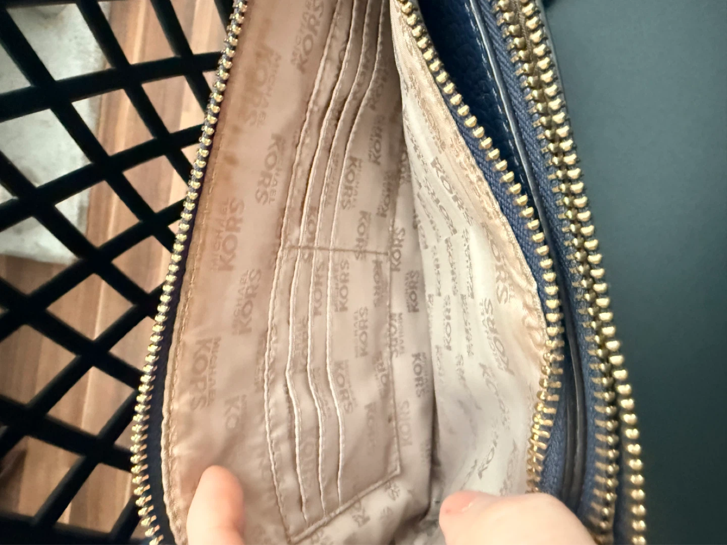 Michael Kors navy Blue Leather crossbody purse - photo 4