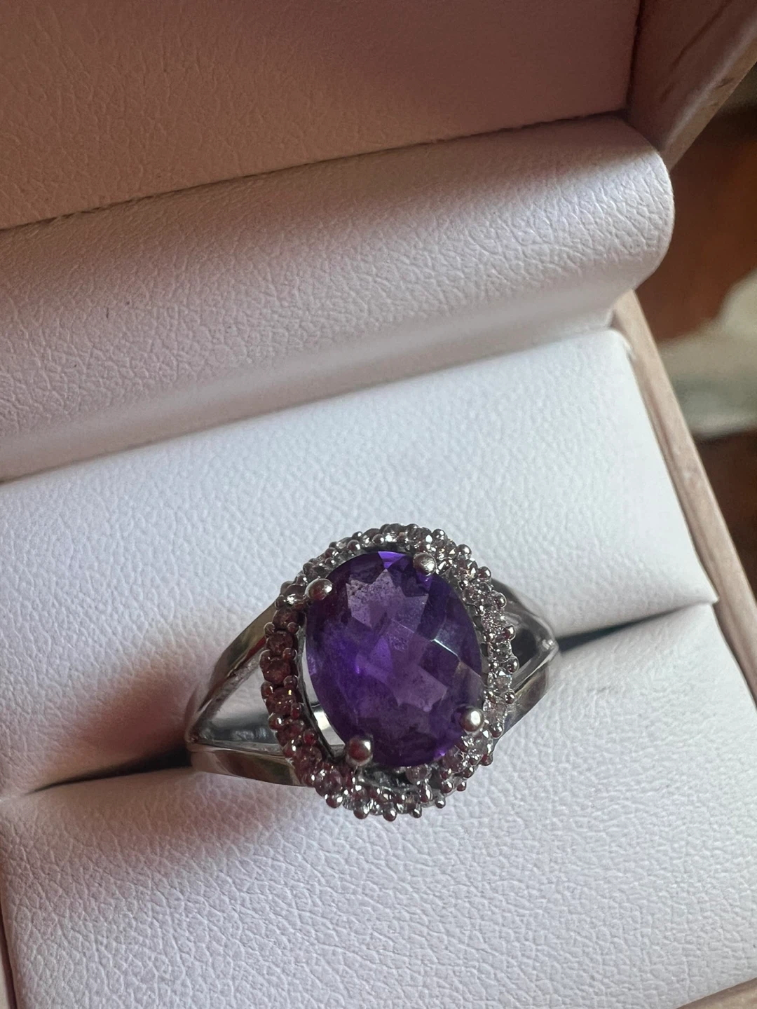 10K White Gold Amethyst and diamonds Ring - photo 2