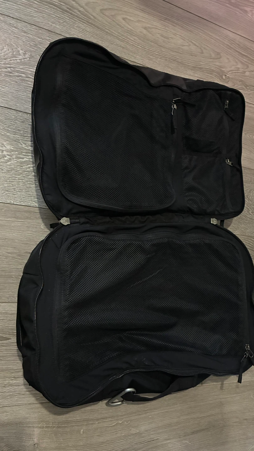 Cotopaxi Allpa 35L travel backpack - photo 2
