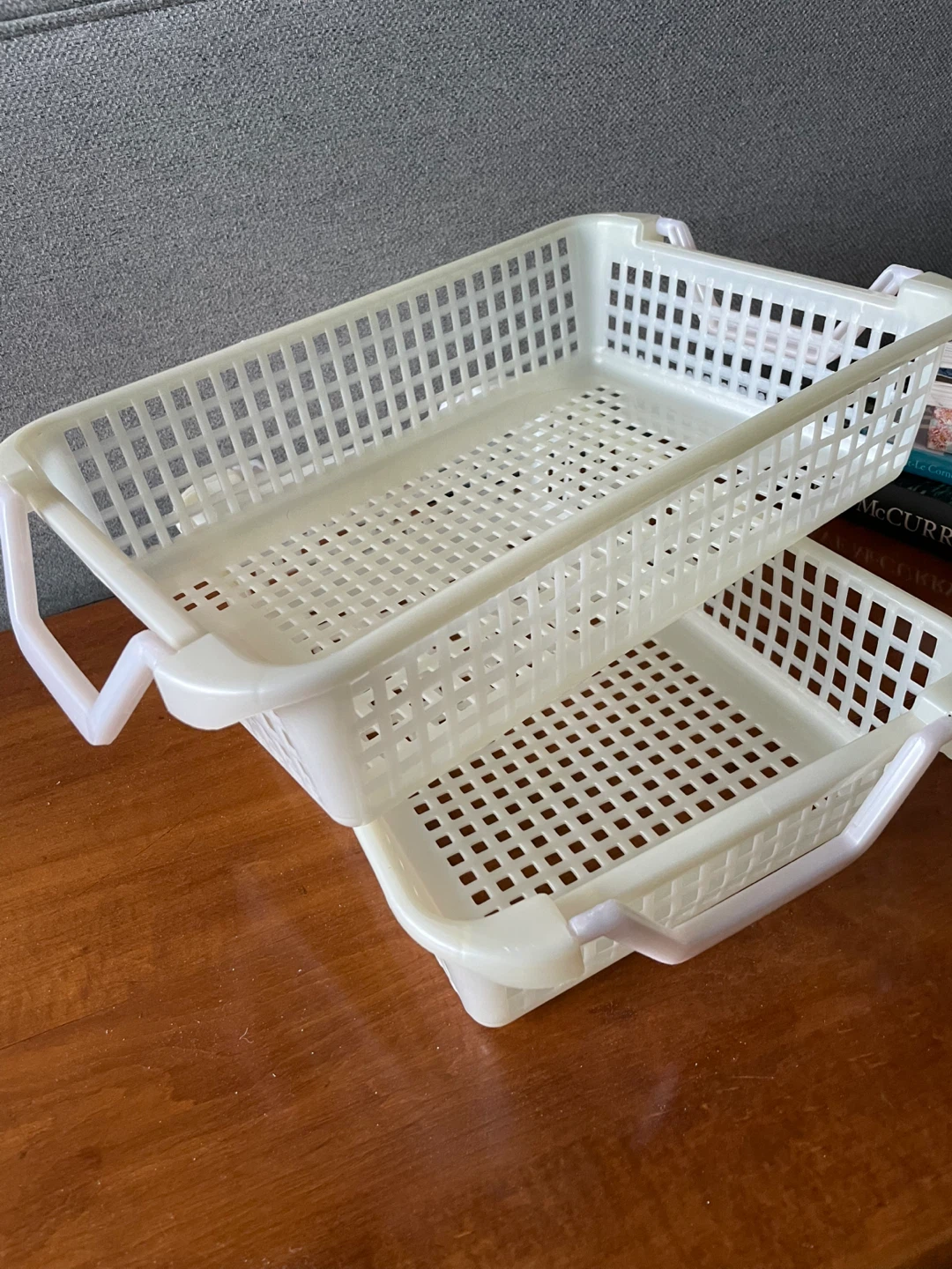 White  Trays