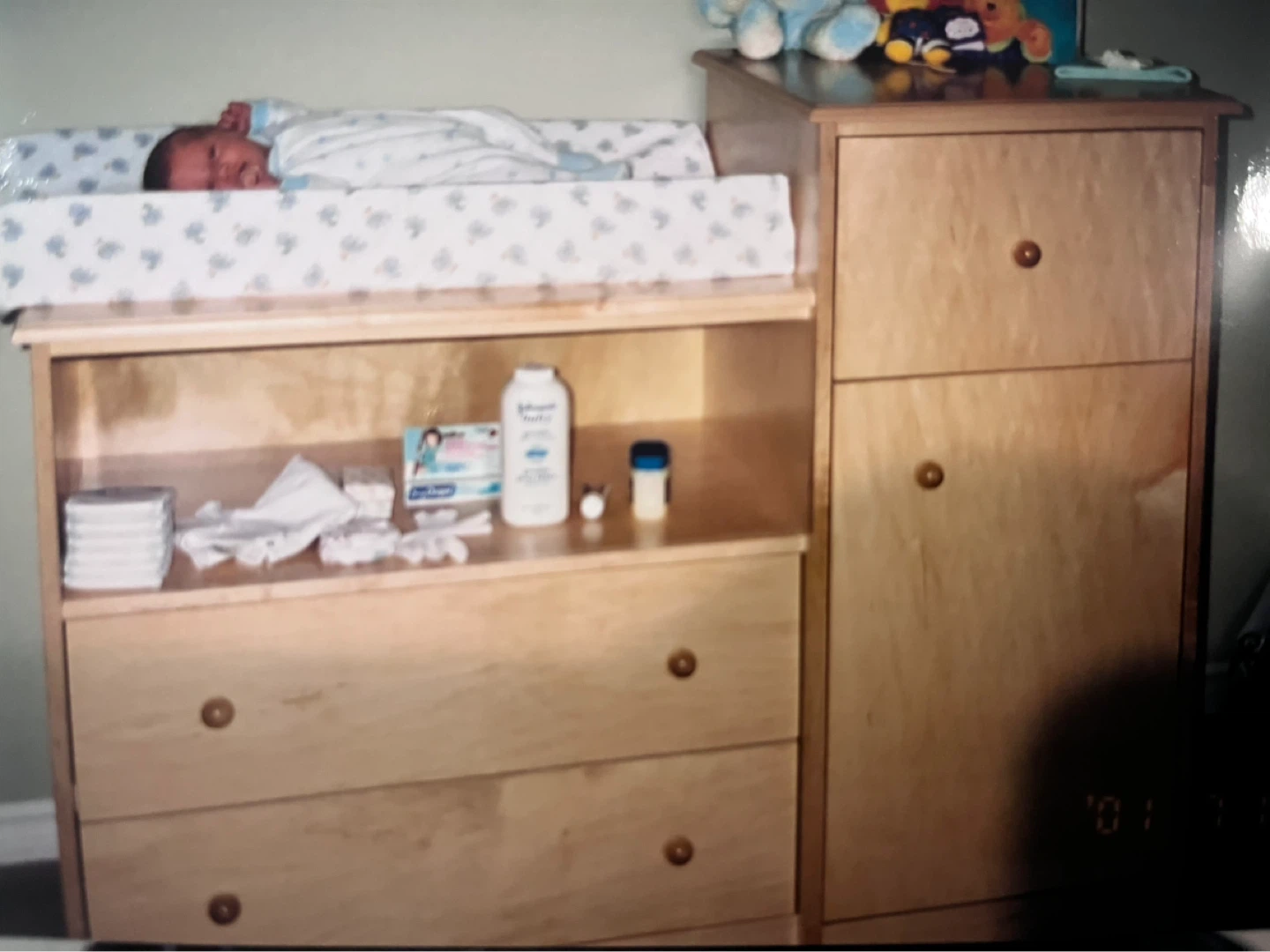 Wooden Changing Table Dresser with Storage