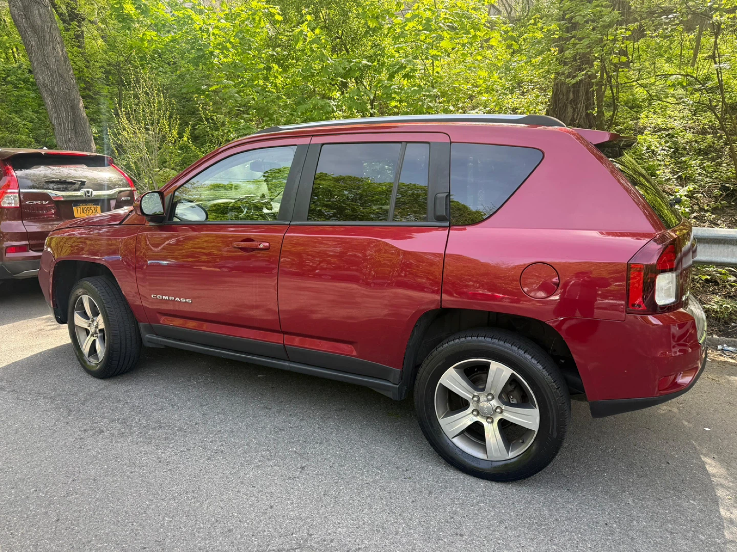Red Jeep Compass SUV 2017