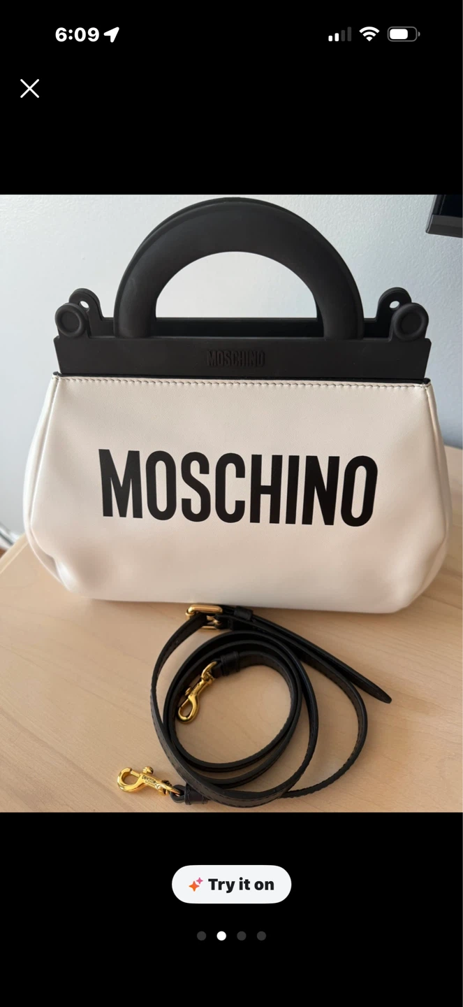 Moschino White Leather Handbag with Black Handles - photo 2