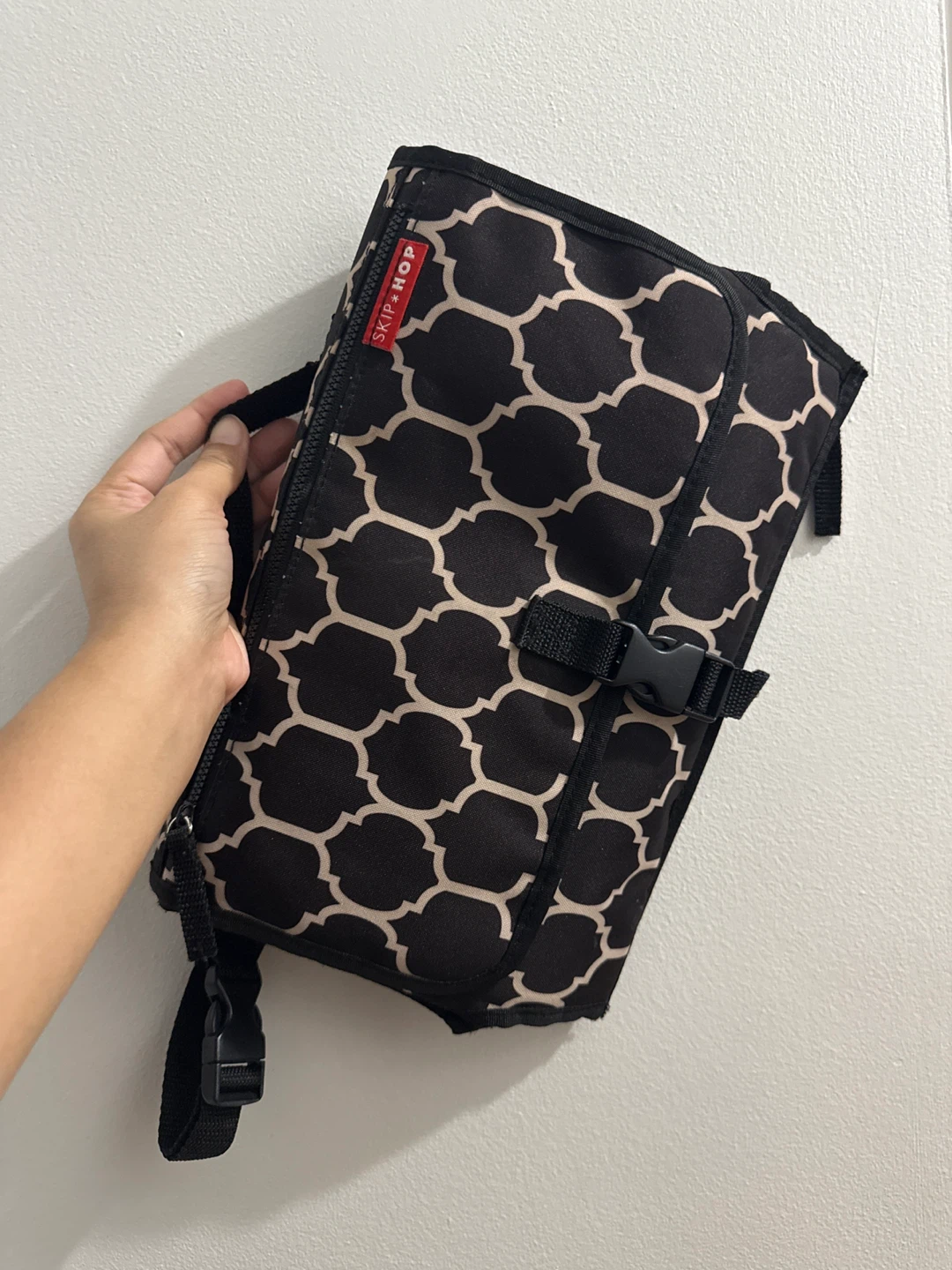 Skip Hop Portable Changing Pad Station