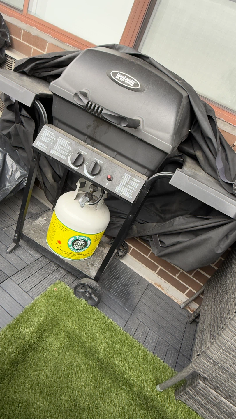 Tank Traders 20lb New Propane Tank with free bbq - photo 2