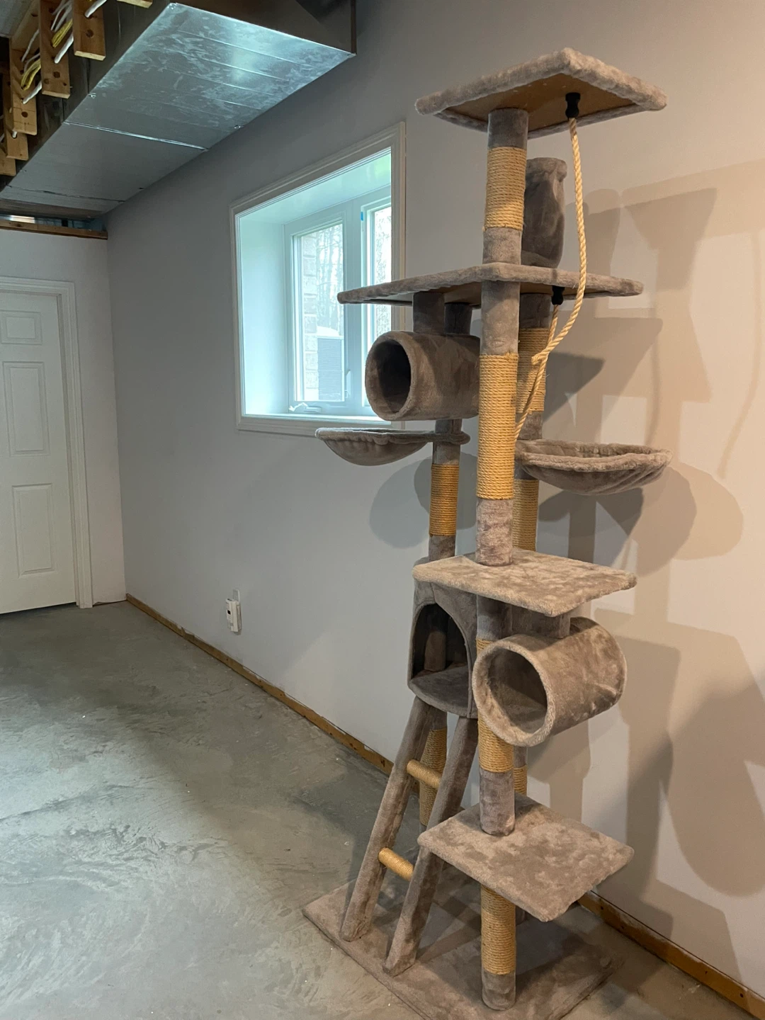 Cat tree house