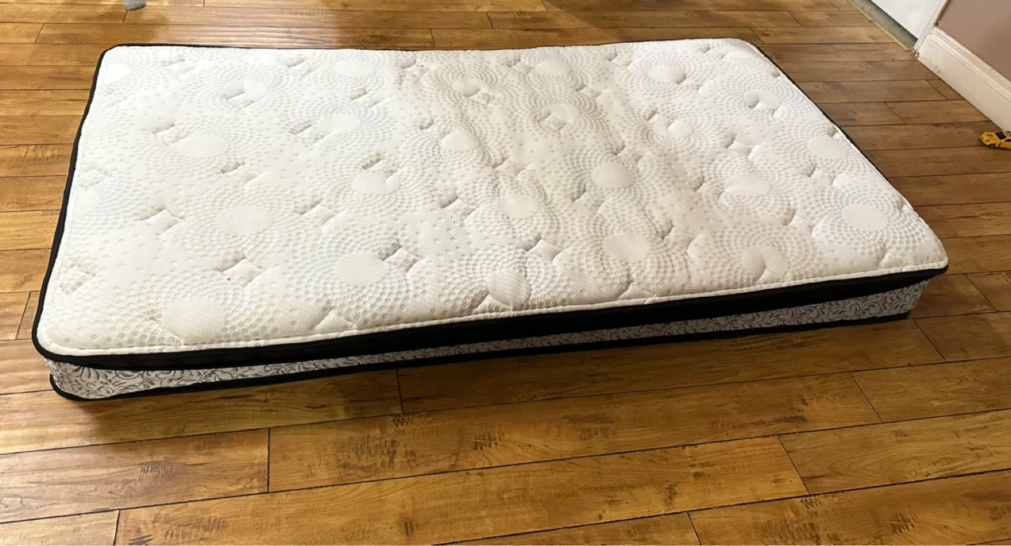 NEW twin bed mattress - photo 4