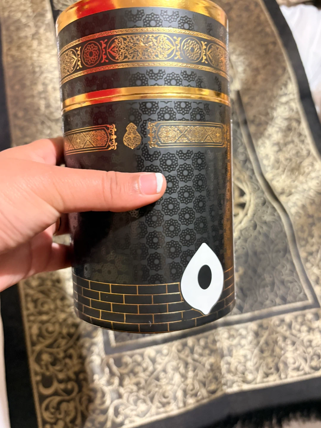 Islamic Prayer Mat with Cylindrical Container - photo 2