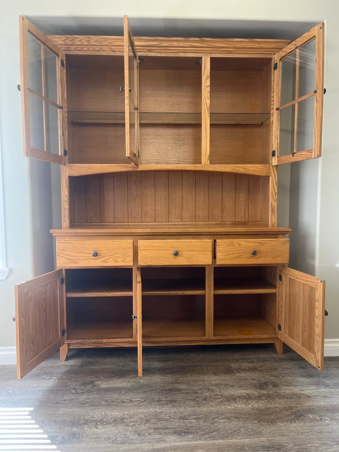 Oak Hutch and Buffet - photo 2