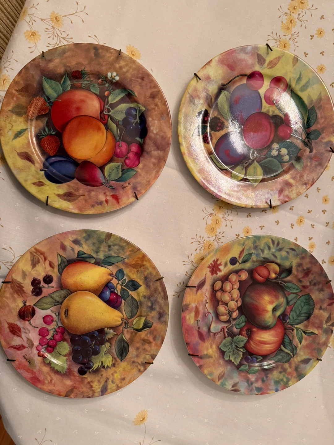 Limoges decorative Plates Set of 4