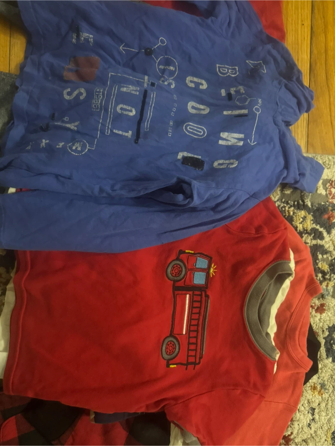Bundle of Boys' Clothes size 5T 🌱 - photo 4