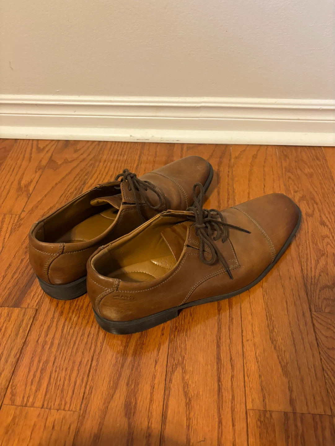 Clarks Brown Leather Oxford Dress Shoes - Size 9.5 - photo 3