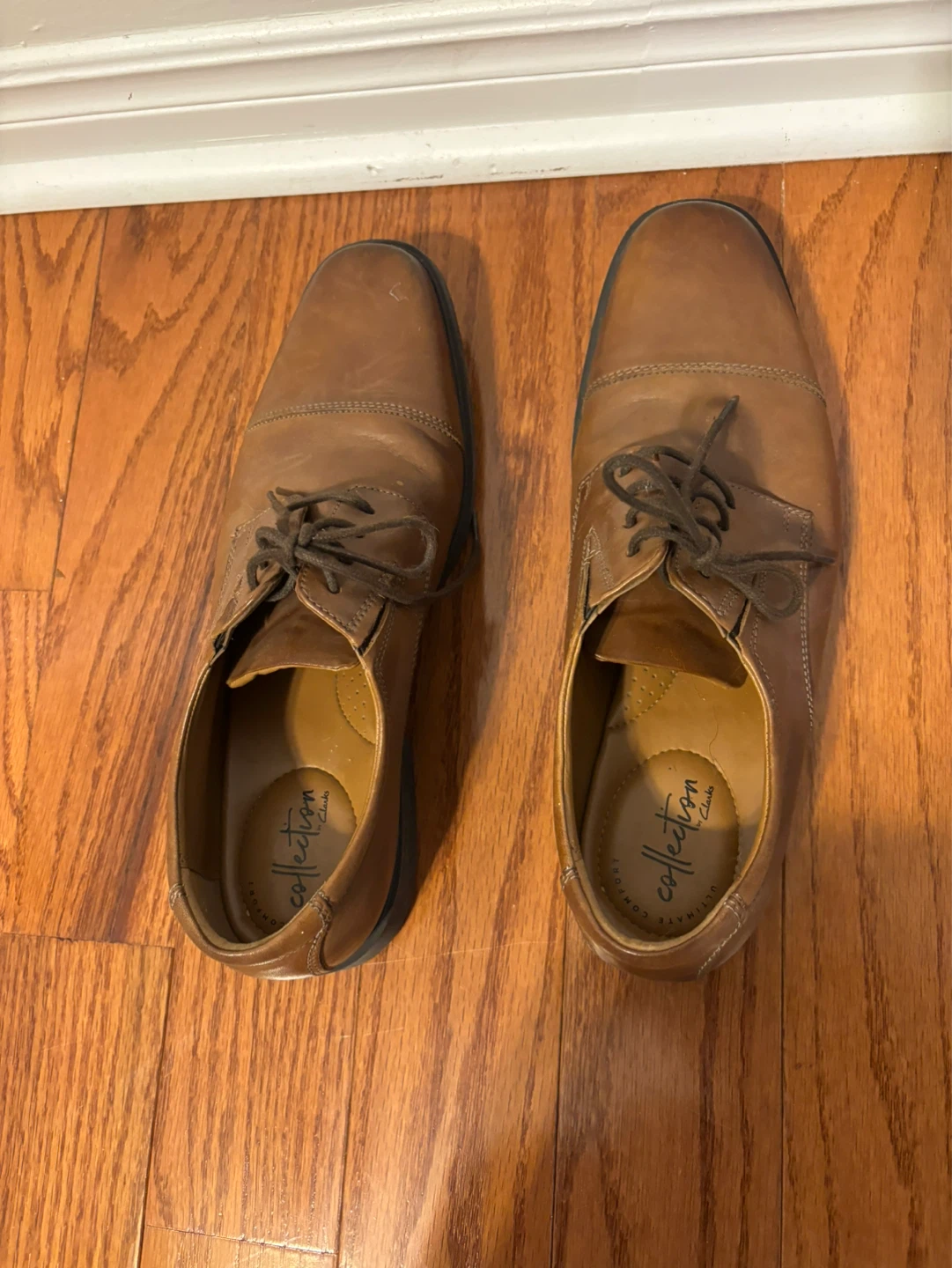 Clarks Brown Leather Oxford Dress Shoes - Size 9.5