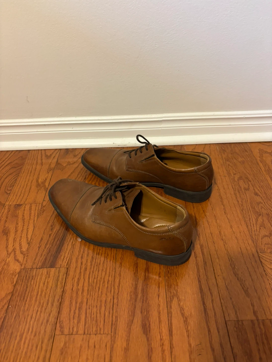 Clarks Brown Leather Oxford Dress Shoes - Size 9.5 - photo 2