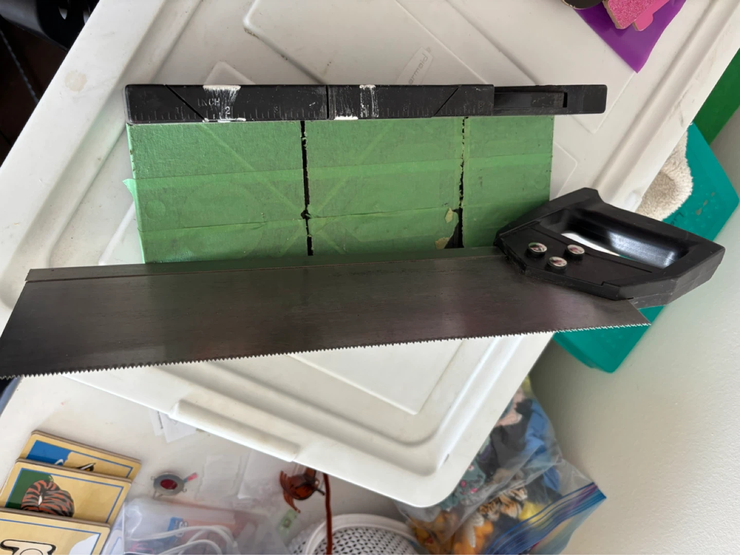 Miter Box and Saw Set - photo 2