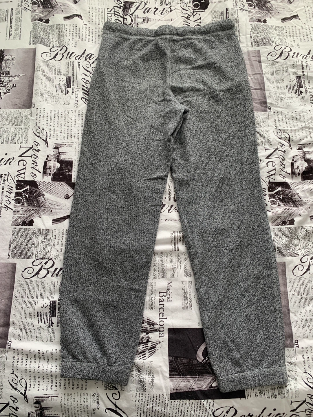 Roots Kids Grey Sweatpants Size 12 - photo 3