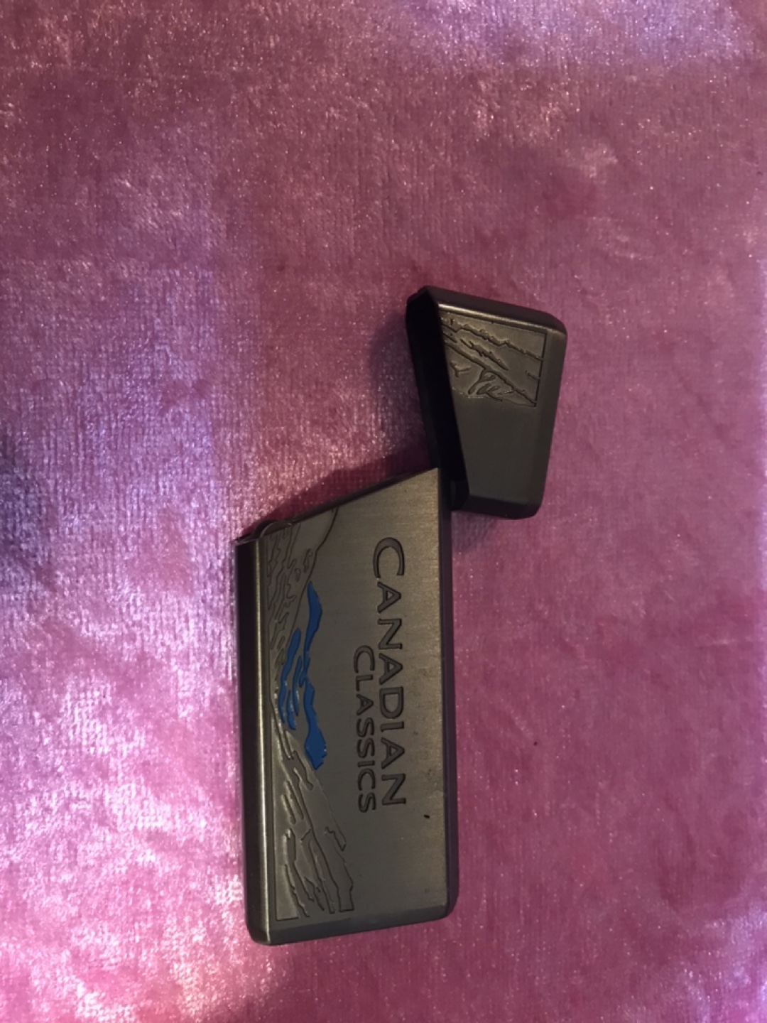 Vintage Canadian Classics Lighter Holder - photo 2