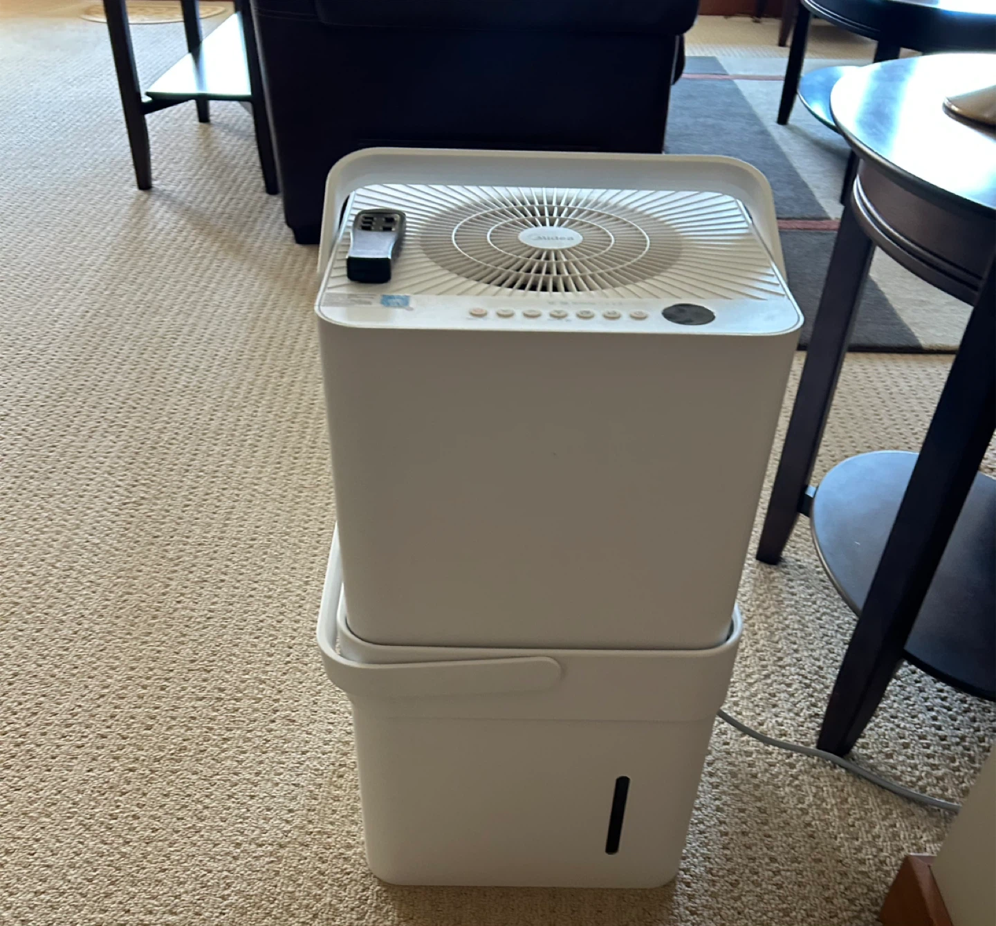 De-humidifier Midea 50 pint capacity - photo 5