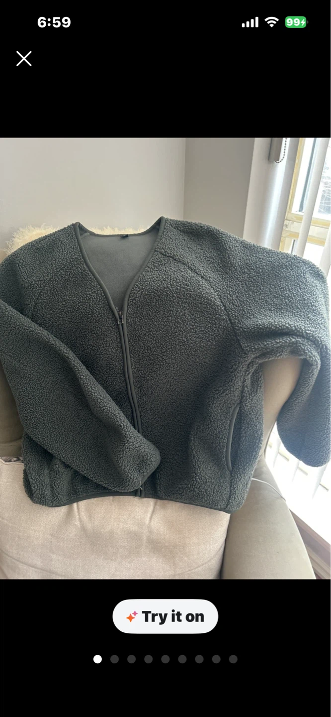 Uniqlo Fleece Jacket - Medium - photo 5