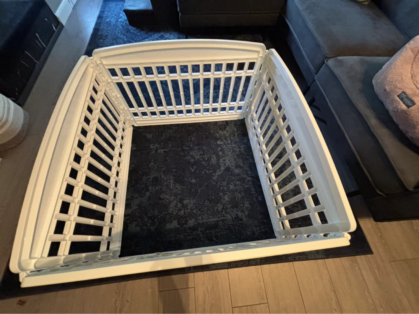 White Plastic Pet Playpen w/ door - photo 2