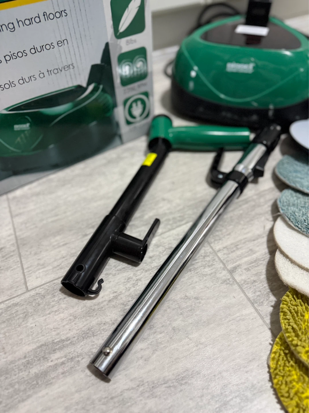 LIKE NEW BISSELL Scrub & Clean Floor Polisher - photo 3