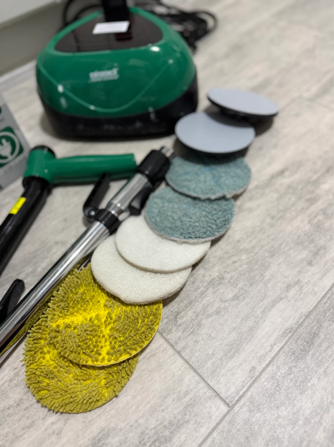 LIKE NEW BISSELL Scrub & Clean Floor Polisher - photo 2