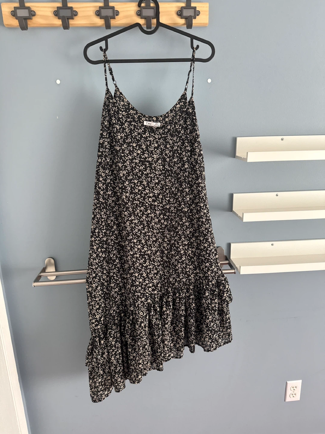 Dex Floral Print Midi Dress - photo 2