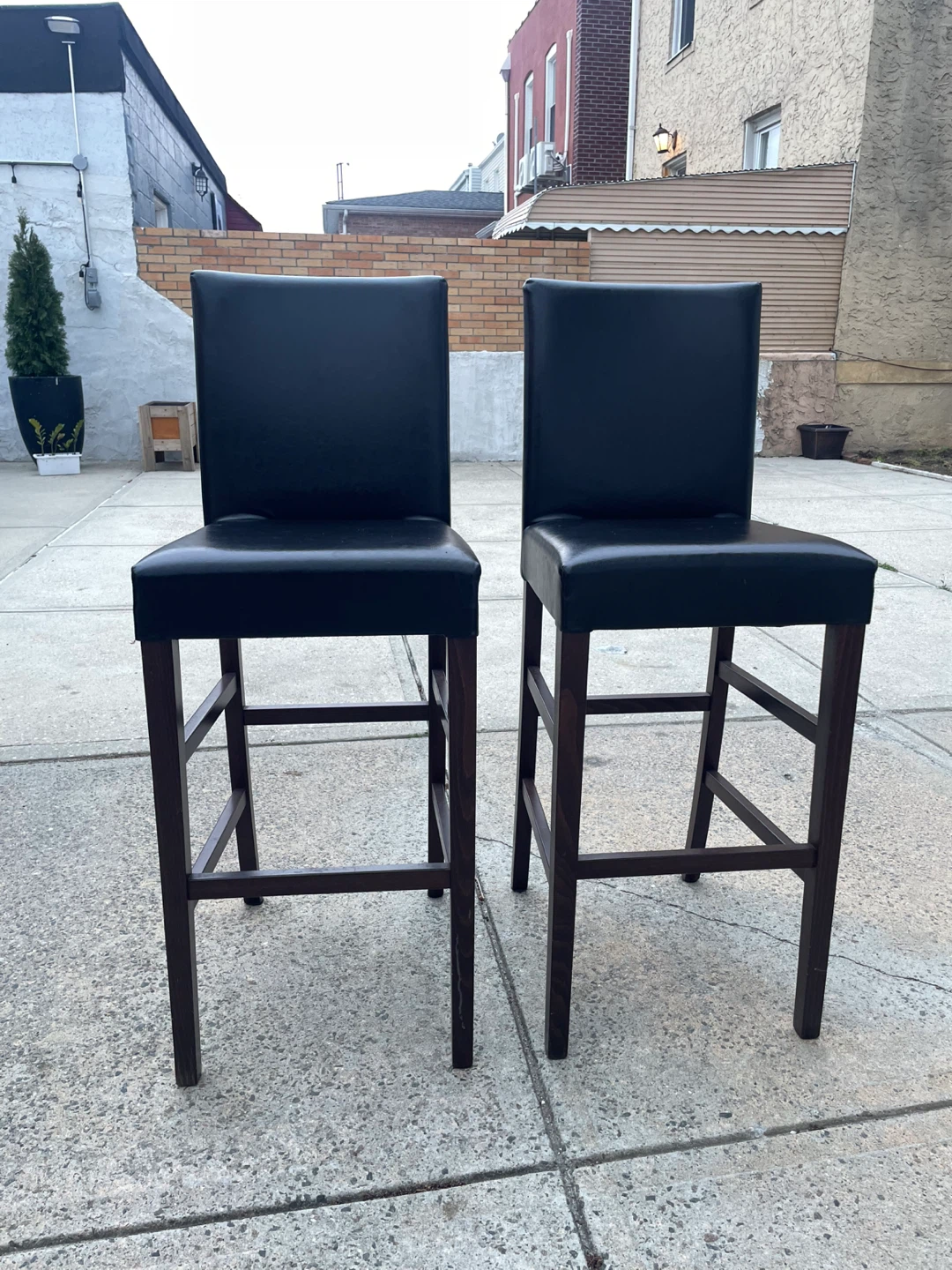 Set of 2 Black Faux Leather Bar Stools