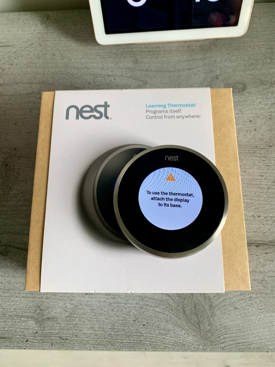 Nest Learning Thermostat - photo 3