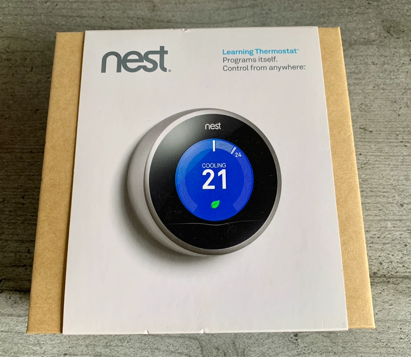 Nest Learning Thermostat - photo 2