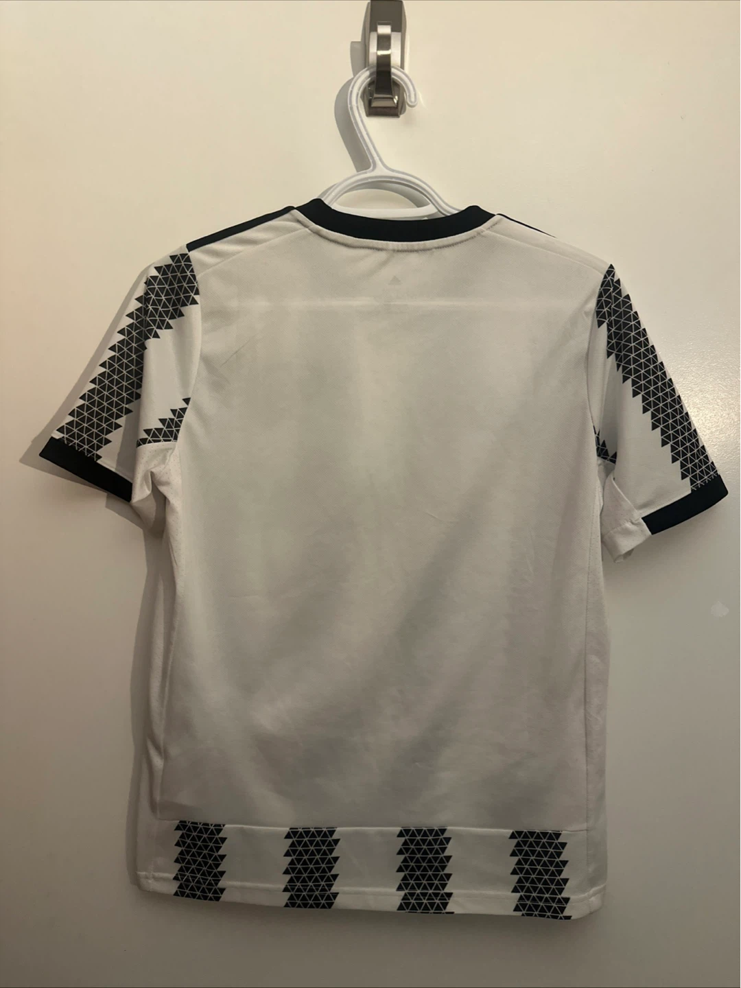 Adidas Juventus Home Jersey 2023-2024 - photo 2
