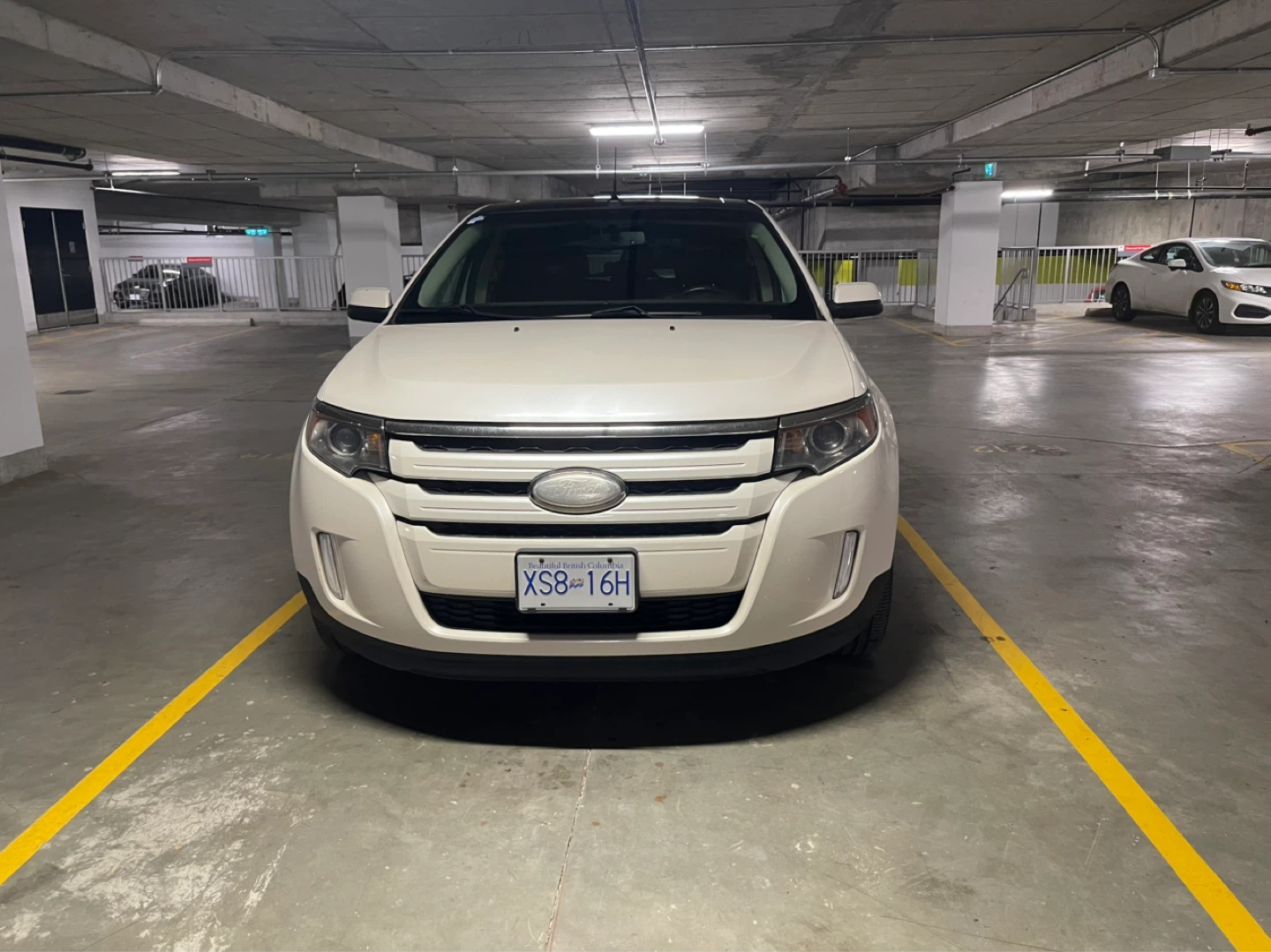 White Ford Edge SEL SUV 2014 - photo 2