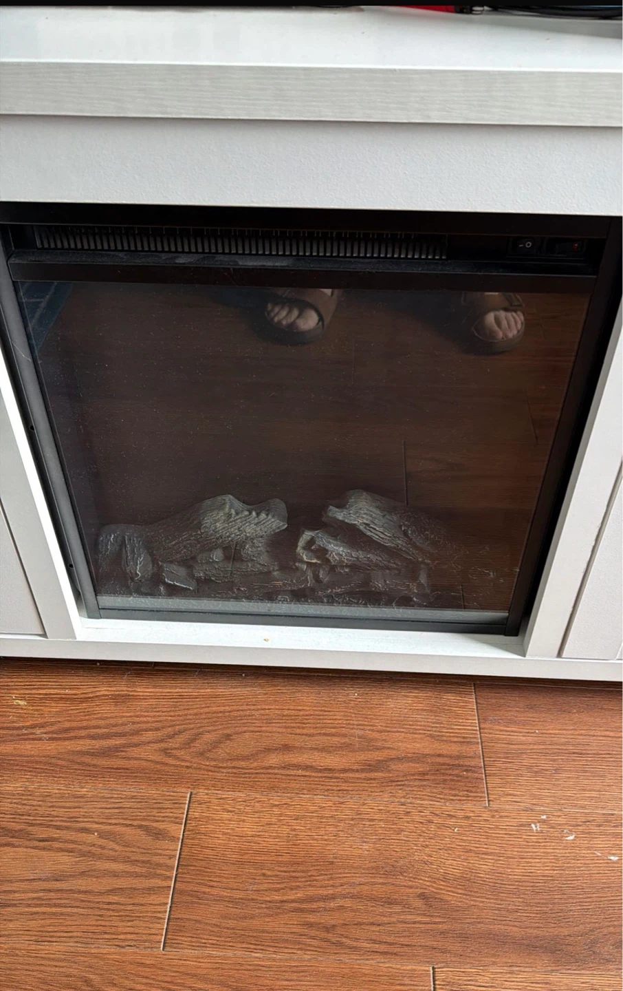 White Entertainment Unit with Electric Fireplace - photo 3