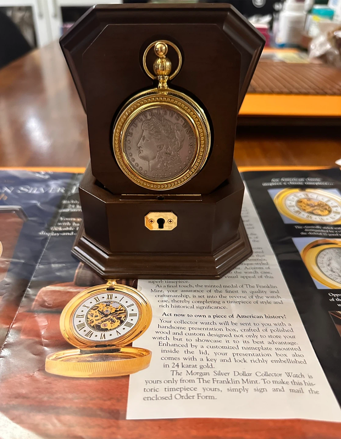 1921 Morgan Silver Dollar Vintage Collector Watch - photo 2