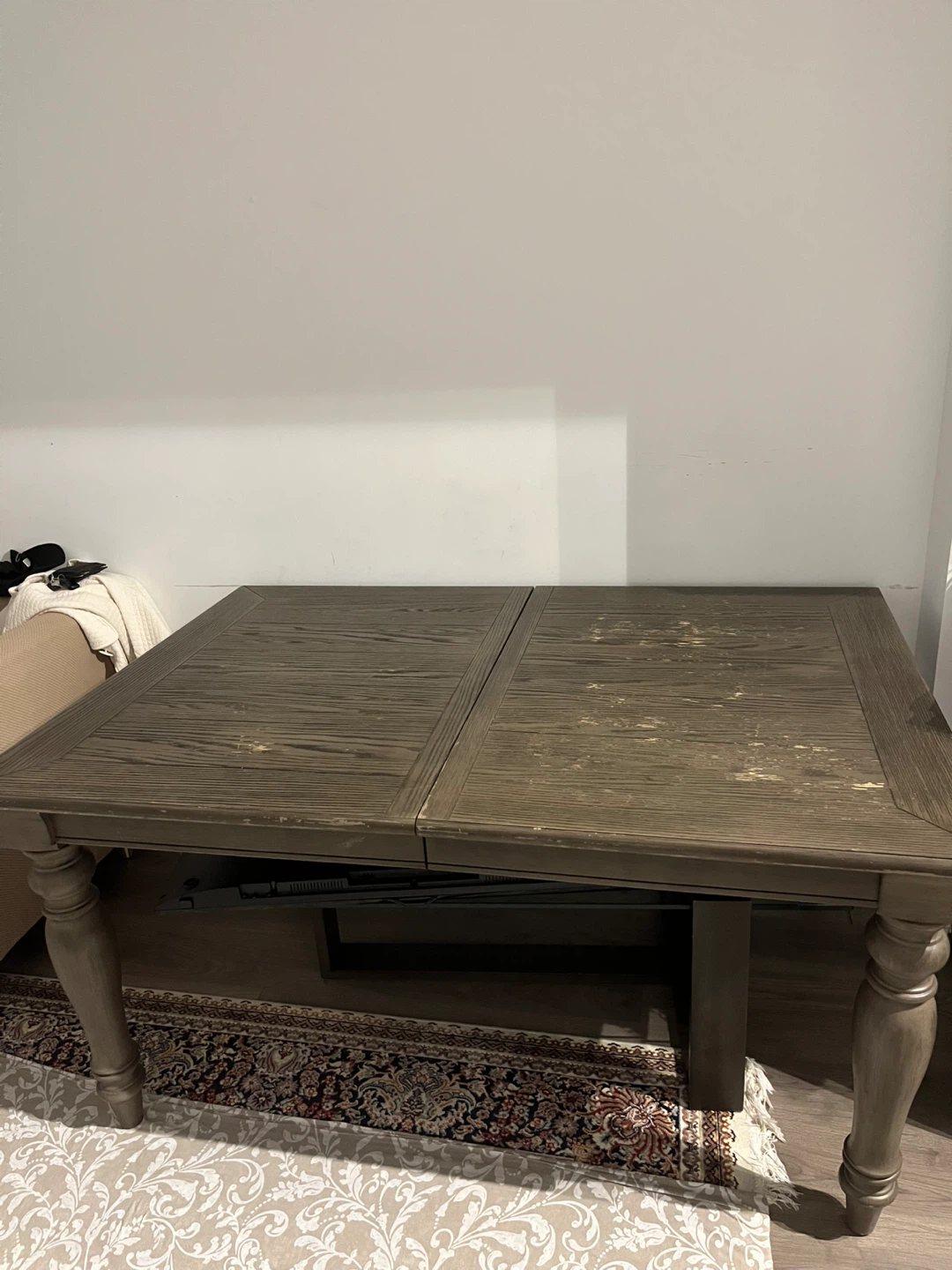 Extendable Dining Table