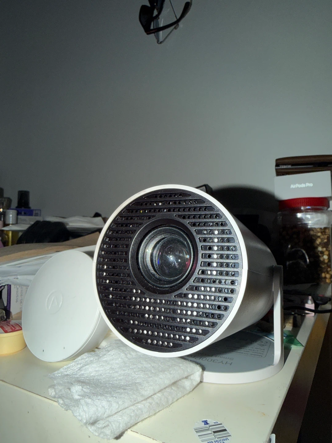 LG Portable Mini Projector - photo 4