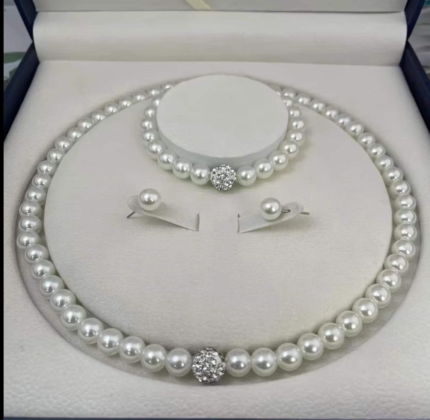 New Pearl Necklace, Bracelet & Earrings Set