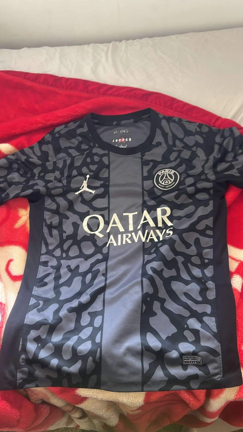Paris Saint-Germain Soccer Jersey - photo 2
