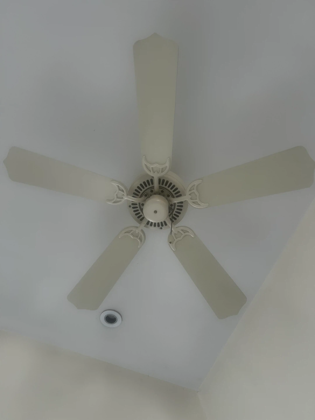 Emerson 52" High-Performance Ceiling Fans – Classic Series - photo 2