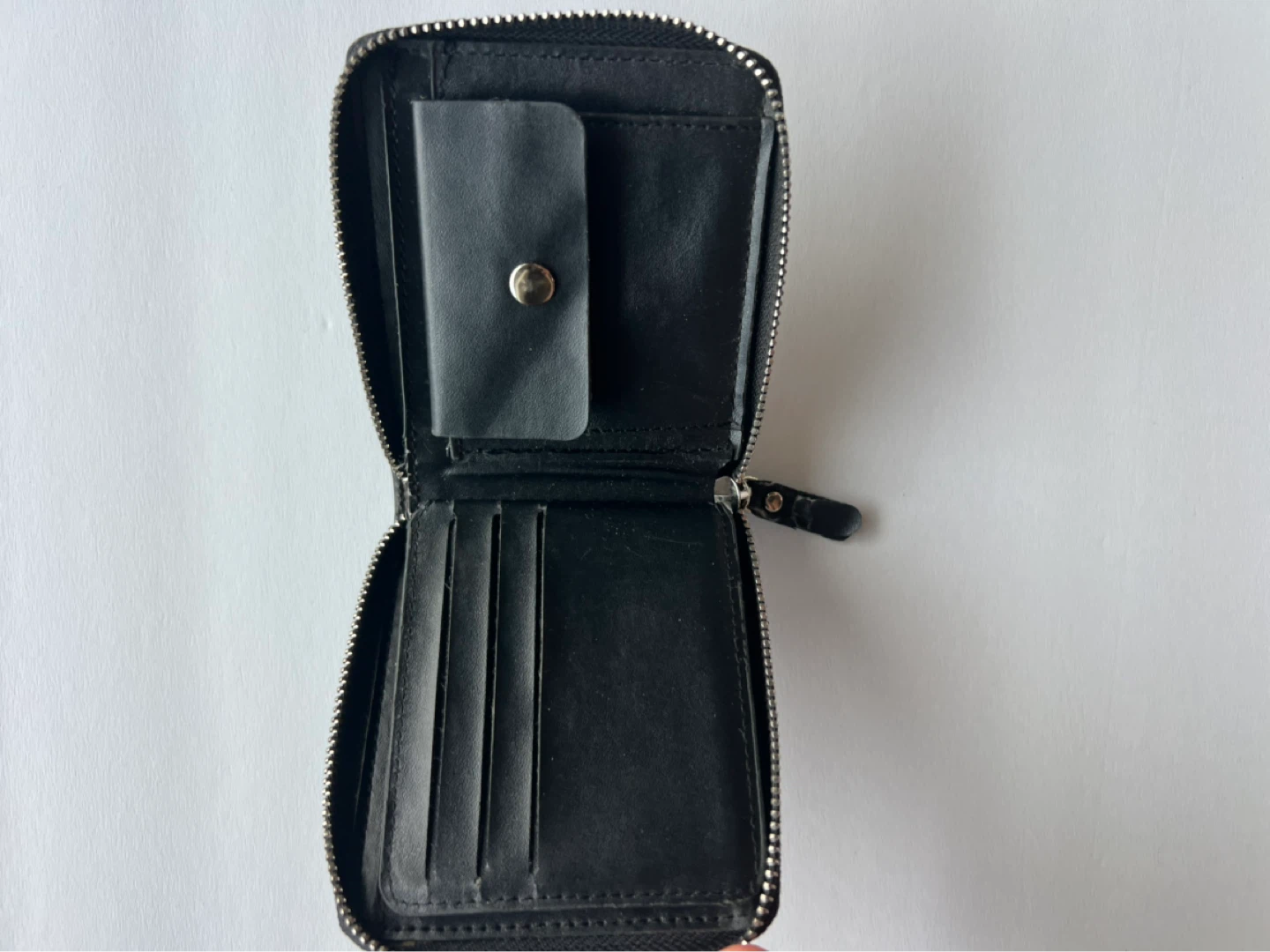 Weixier Black Zipper Wallet - photo 5