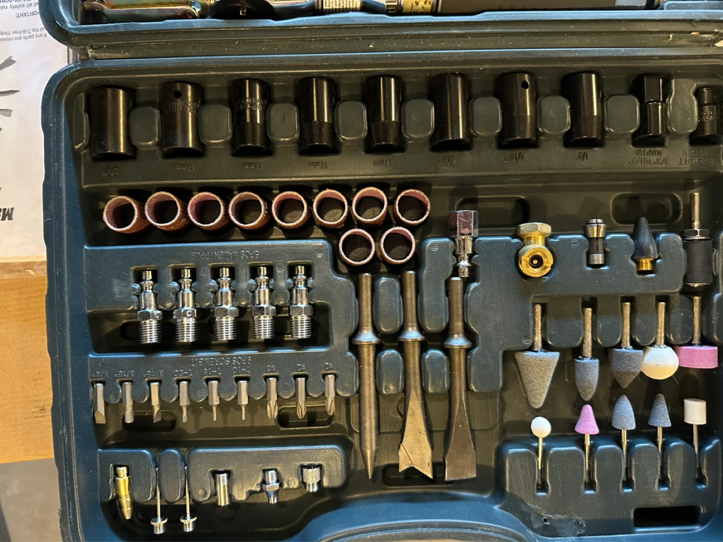 Mastercraft Air-powered Tool Kit with Accessories - photo 4